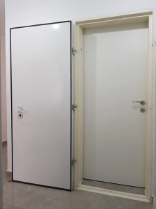 דלתות פנים לממ"ד